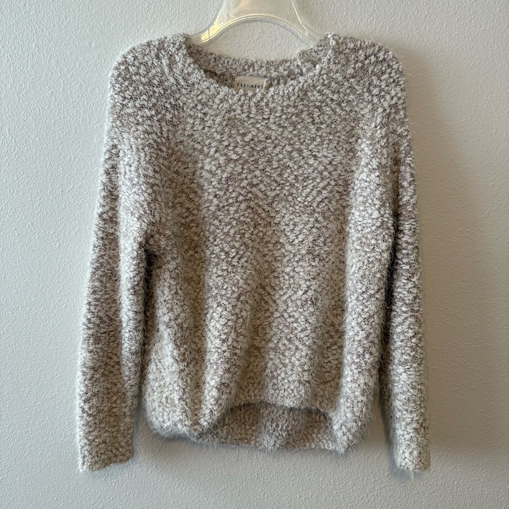 ❤️ Dreamers Fuzzy Crew Neck Sweater
